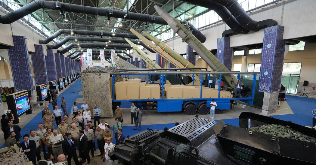 المفوضية الأوروبية تؤكد ضرورة تغيير سلوك إيران قبل رفع العقوبات