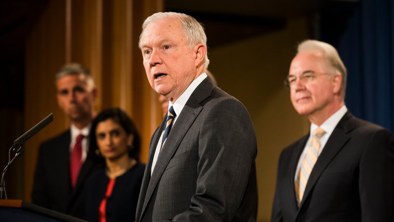 Arrestations en Californie contre la fraude sanitaire