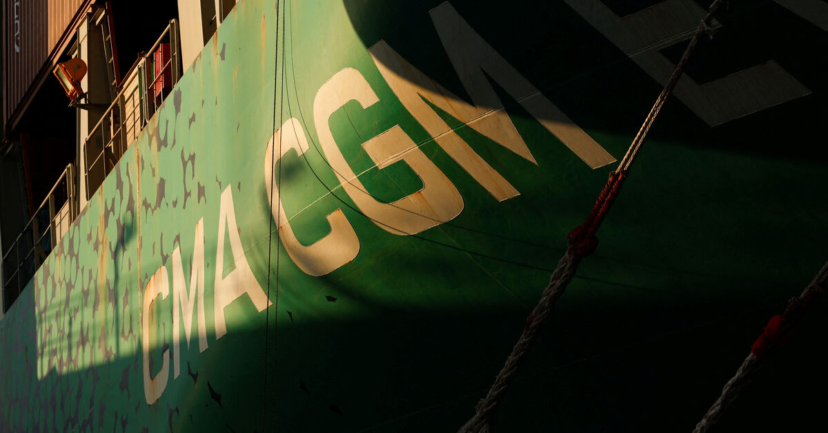 Französisches Schiff überquert die Straße von Hormuz