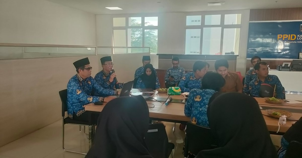 سياسة العمل من المنزل لموظفي الحكومة في لومبوك الوسطى