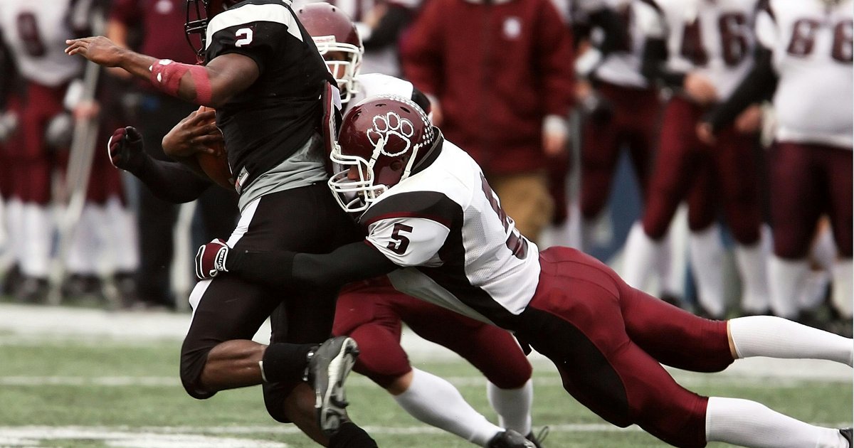 ردود فعل جماهيرية غاضبة تدفع سلوت لاستبدال نجومه