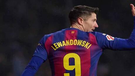 مستقبل ليفاندوفسكي مع برشلونة