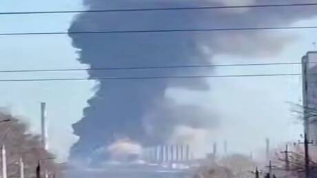 Un incendie dans une usine de pétrochimie en Russie