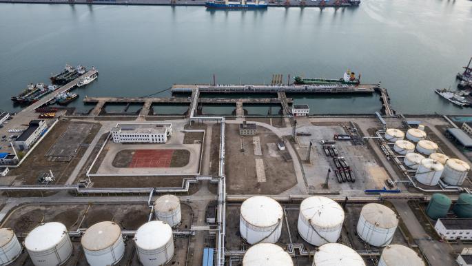 تحذيرات أميركية للبنوك الصينية بشأن النفط الإيراني