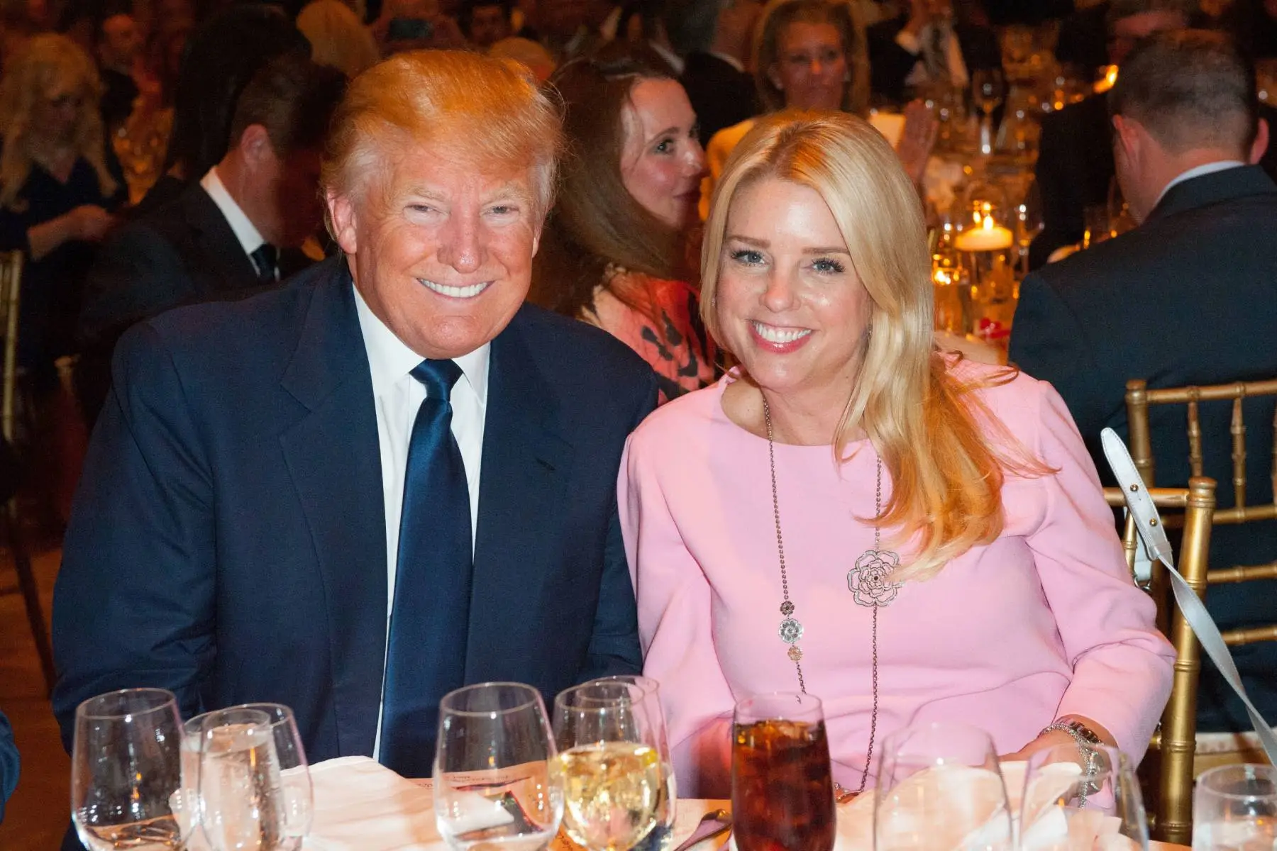 Trump révoque Pam Bondi, procureur général des États-Unis