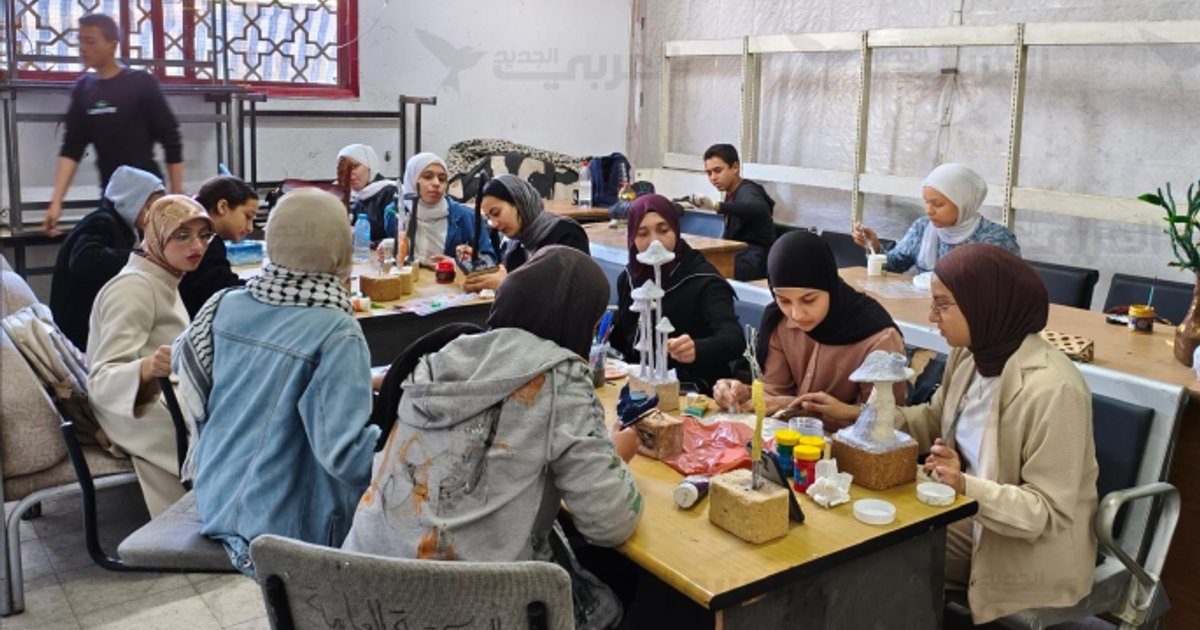 Kunstwerkstatt in Gaza verwandelt Abfälle in Kunstwerke