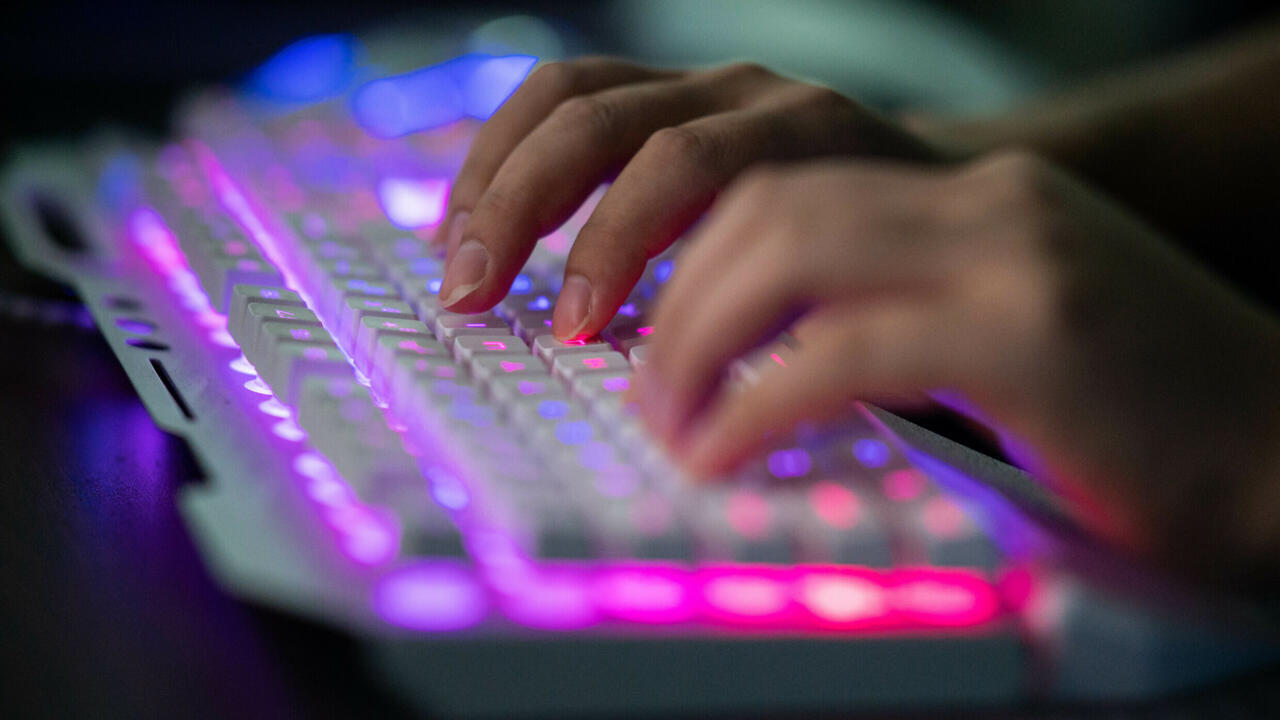Warning on Chinese Spies Luring Western Government Employees