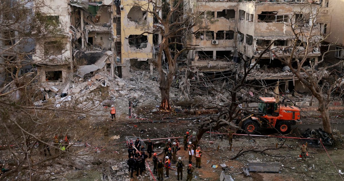 iranian missile strikes tel aviv israel