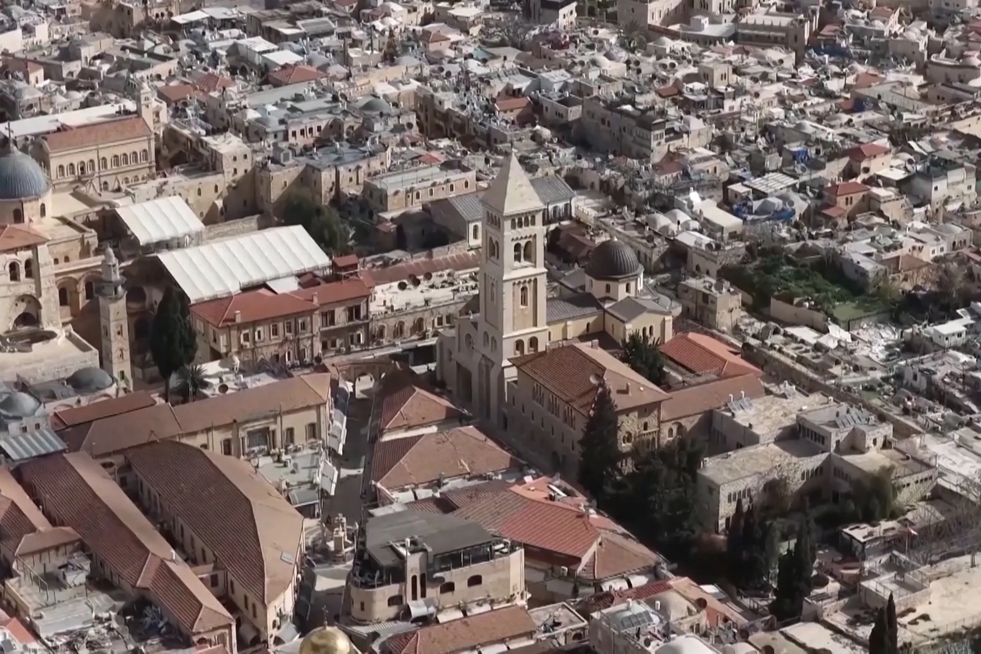 إغلاق كنيسة القيامة والأقصى في القدس