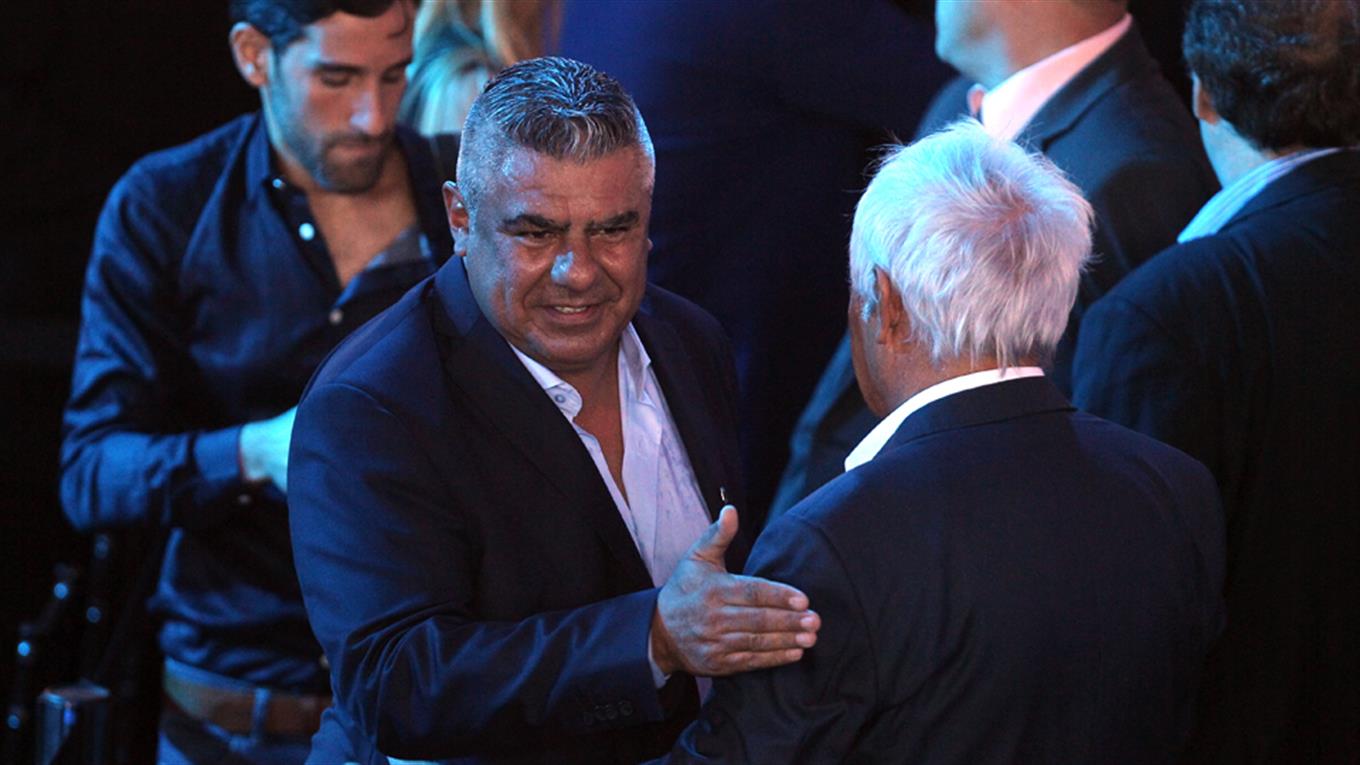 Accusations de fraude fiscale contre le président de la fédération