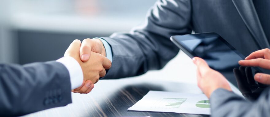 ارتفاع مدخرات الإمارات والسندات الوطنية