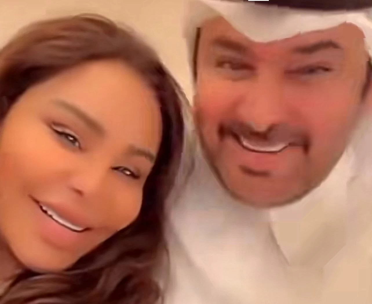 أحلام الشامسي تطلب الطلاق من مبارك الهاجري