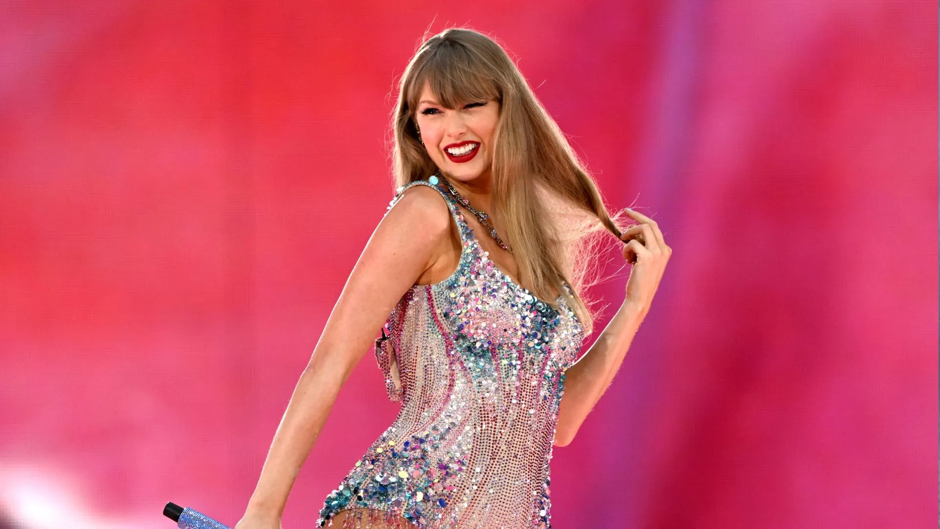 دعوى قضائية ضد تايلور سويفت بسبب حياة عارضة الأزياء