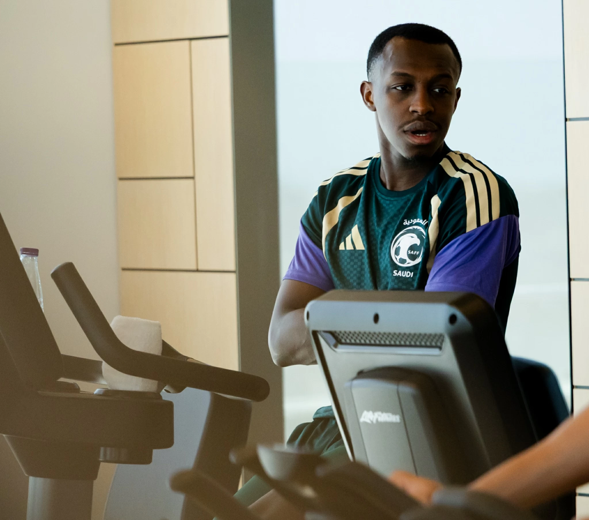 Saudi-Arabien verlässt nach Erholungstraining nach Serbien