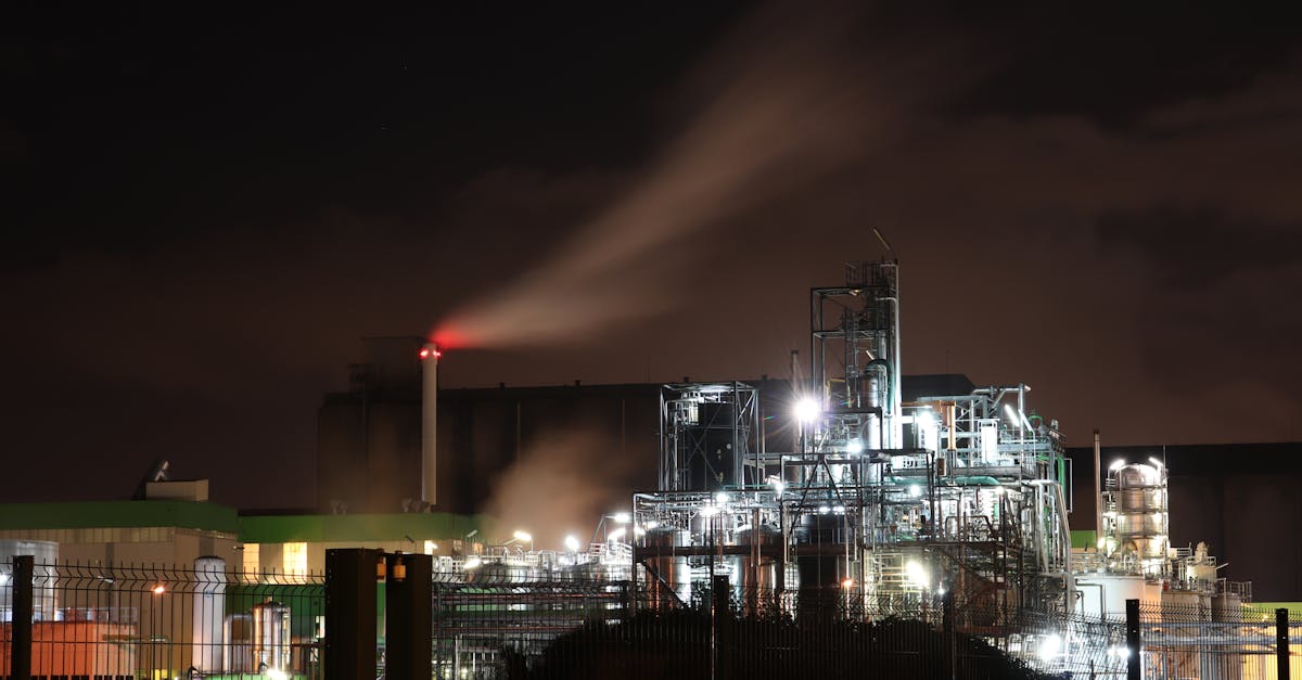 ارتفاع أسواق الأسهم وزيادة أسعار النفط في ظل غموض محادثات إيران