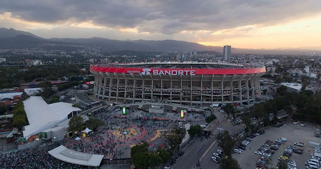 Tragédia no Estádio Azteca: Torcedor morre em acidente
