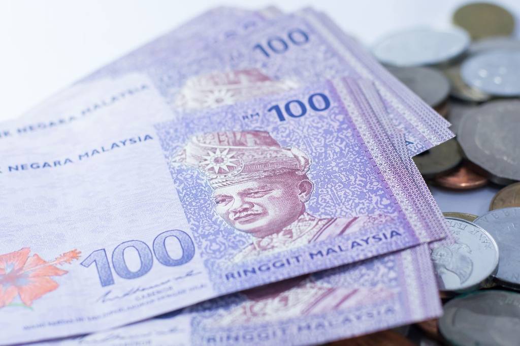 استغلال مستوردين ماليزيين لفرصة الدولار المتراجع