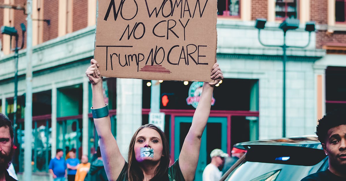 ترمب يهدد بمحو حضارة إيران: تصعيد خطير