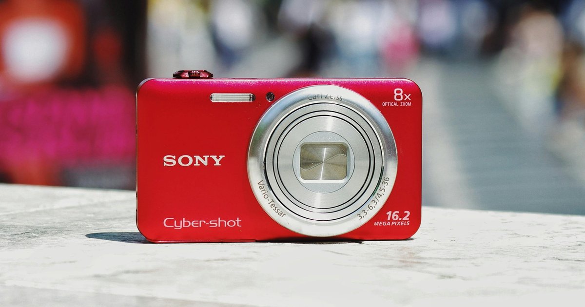 Gambarkan berita terkini dengan cepat dan peka terhadap bias