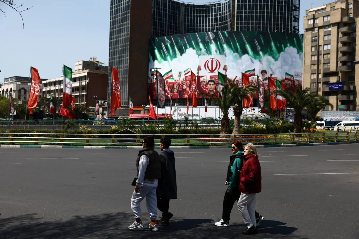 Iran affiche sa puissance avec ses dirigeants dans les rues