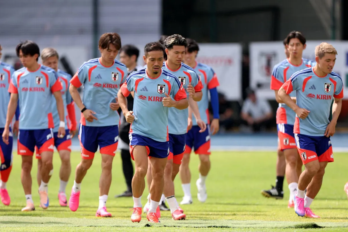Changer le terrain d'entraînement de l'équipe du Japon