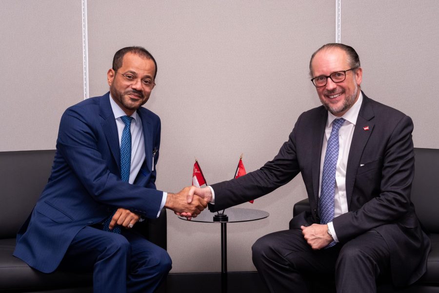 استقبال وزيرة خارجية النمسا في السعودية