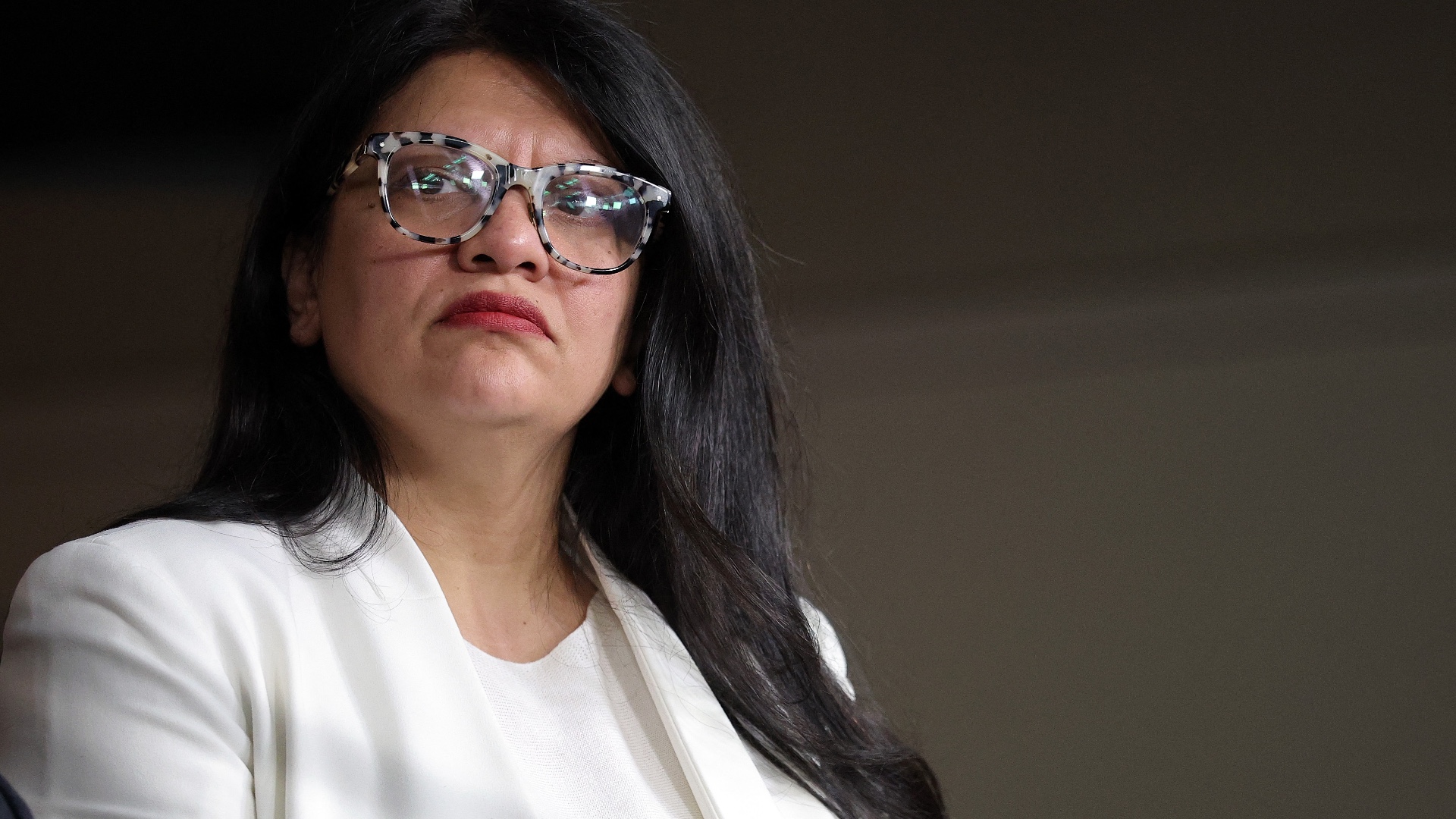 أزمة في لجنة مكافحة التمييز العربية الأمريكية