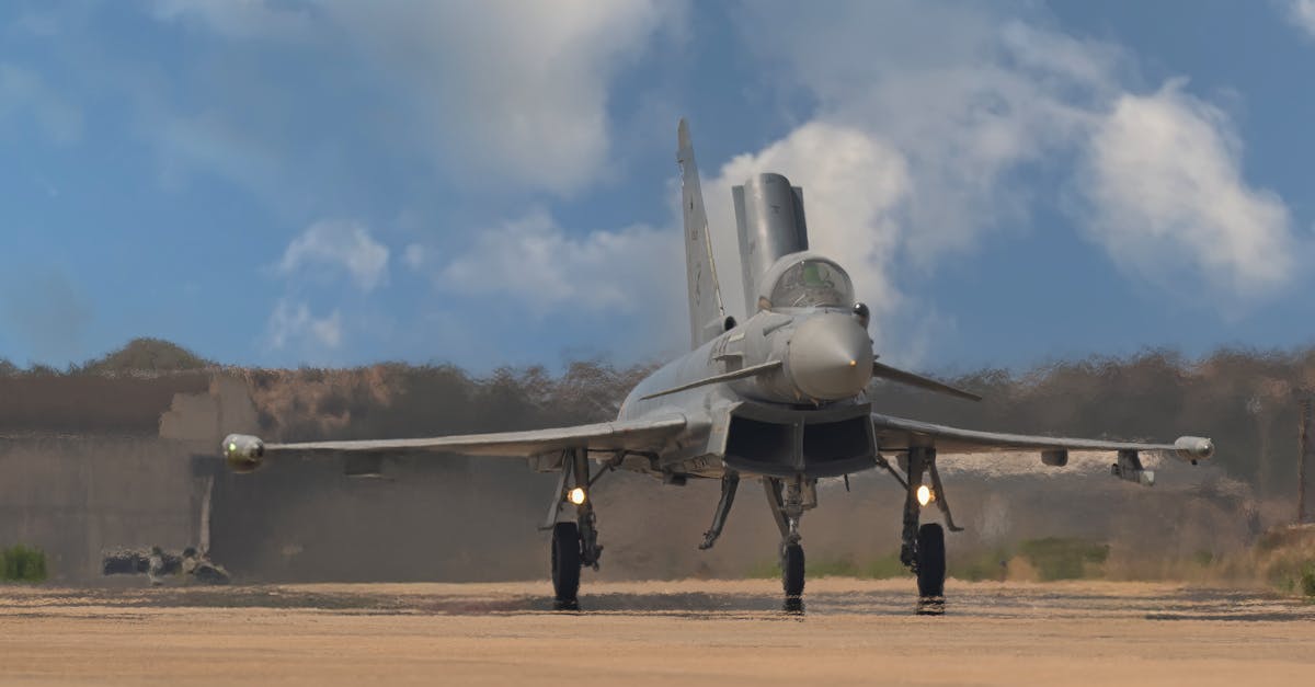 استطلاع: تأييد كبير لاستمرار الحرب على لبنان