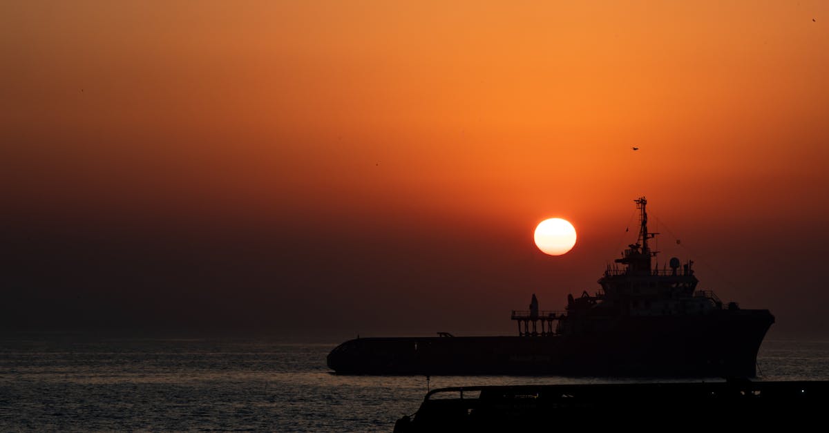 إعادة فتح مضيق هرمز وتأثيره على التوترات الإقليمية