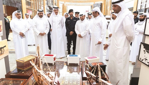 Inauguration d'une exposition de lutte contre la drogue