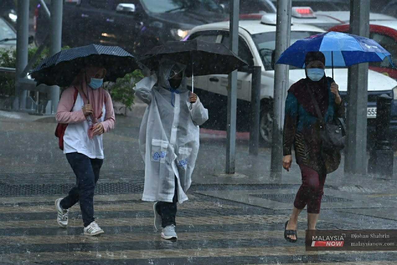 Weather Warnings for Heavy Rain and Thunderstorms
