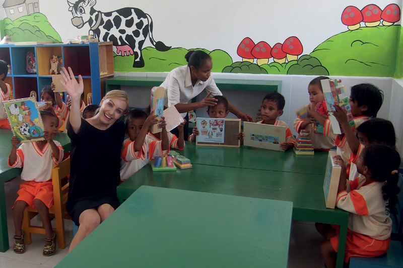 مشروع مدارس الشعب في إندونيسيا لمكافحة الفقر