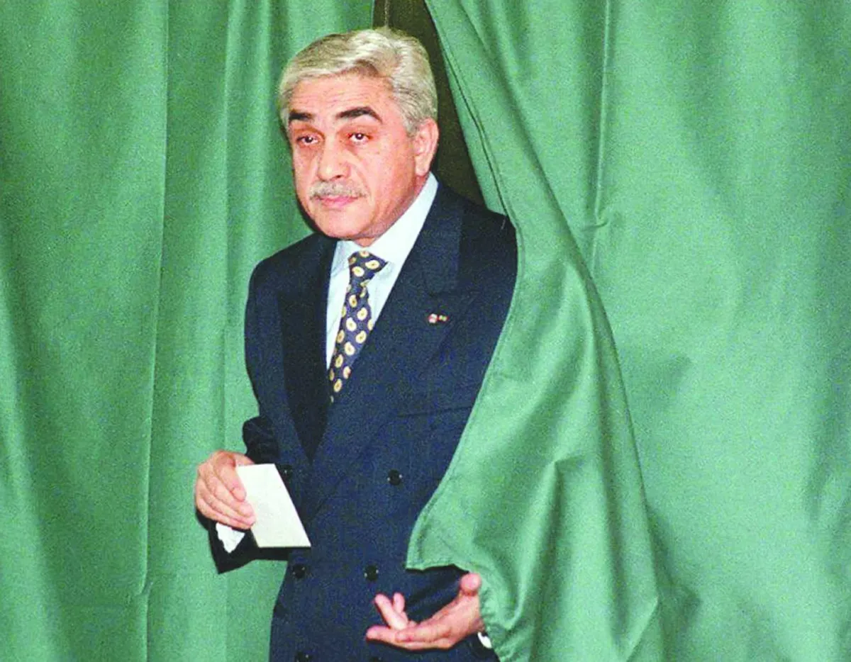 Algerien verabschiedet sich von Liamine Zeroual