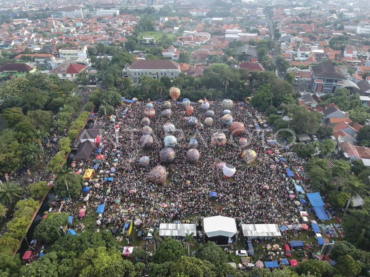 Tamabat Ballonfestival 2026 in Indonesien