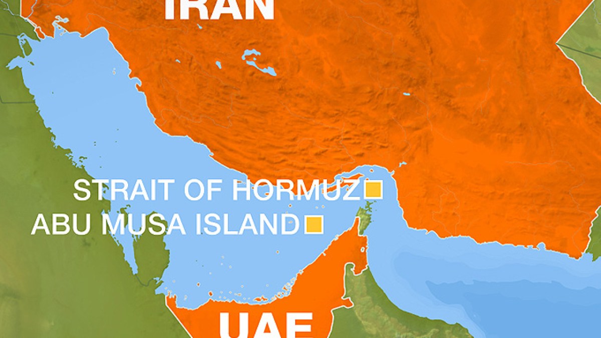 تضارب الأنباء حول مضيق هرمز والملاحة الدولية