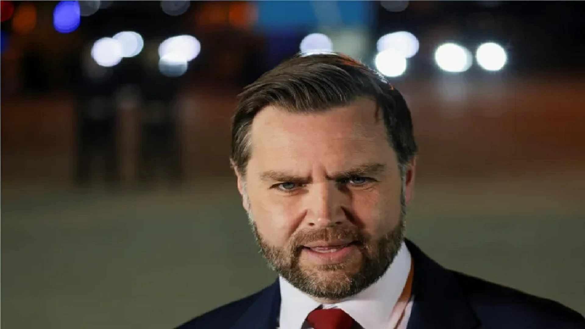 تحذيرات أمريكية لإيران بشأن مضيق هرمز