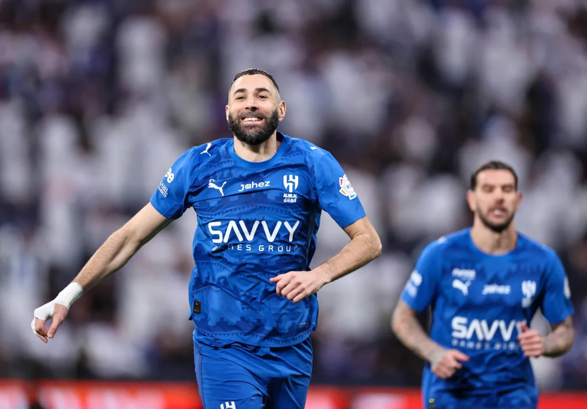 الهلال يتصدر الدوري بفوز ساحق على الخلود