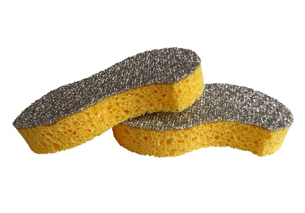 طرق تعقيم إسفنجة المواعين ومنع انتشار البكتيريا