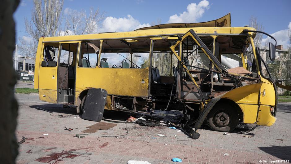 تصعيد العنف في أوكرانيا: مقتل مدنيين في هجمات روسية