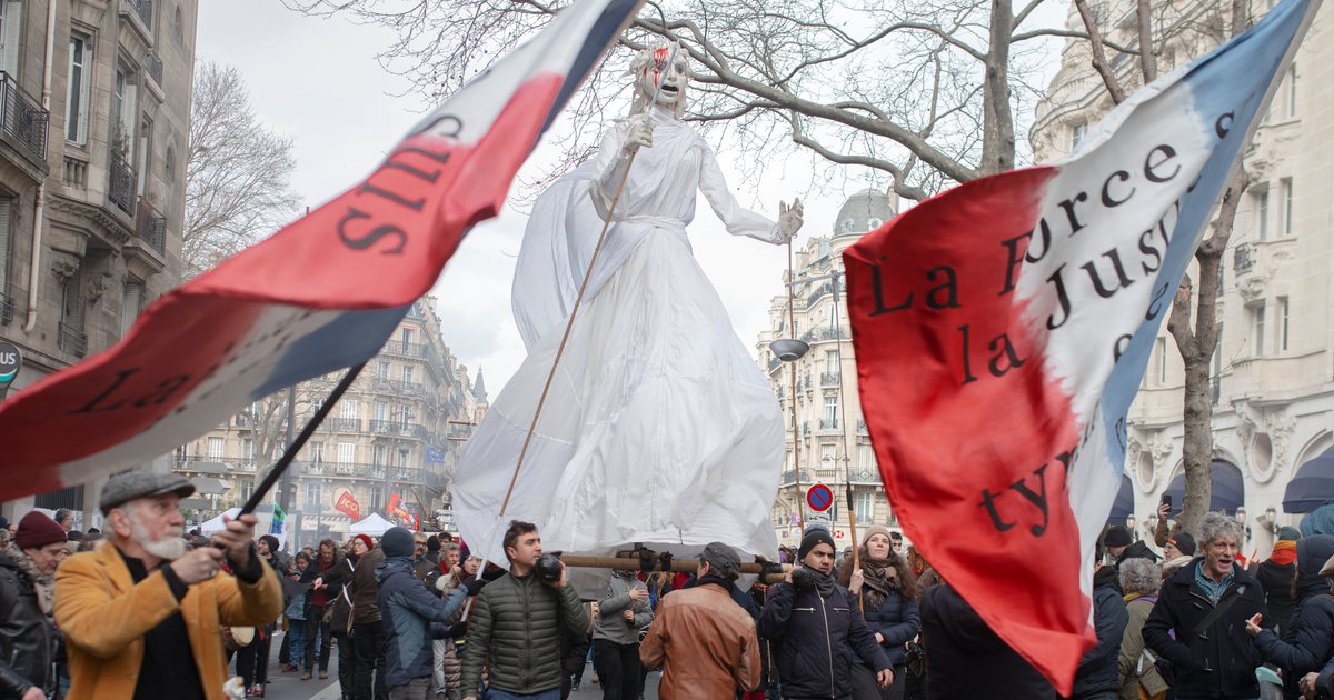 Massendemos in Frankreich gegen das neue Arbeitsgesetz