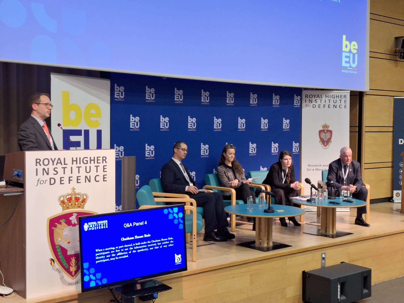 Macron betont die Freiheit der Schifffahrt im Golf von Hormuz