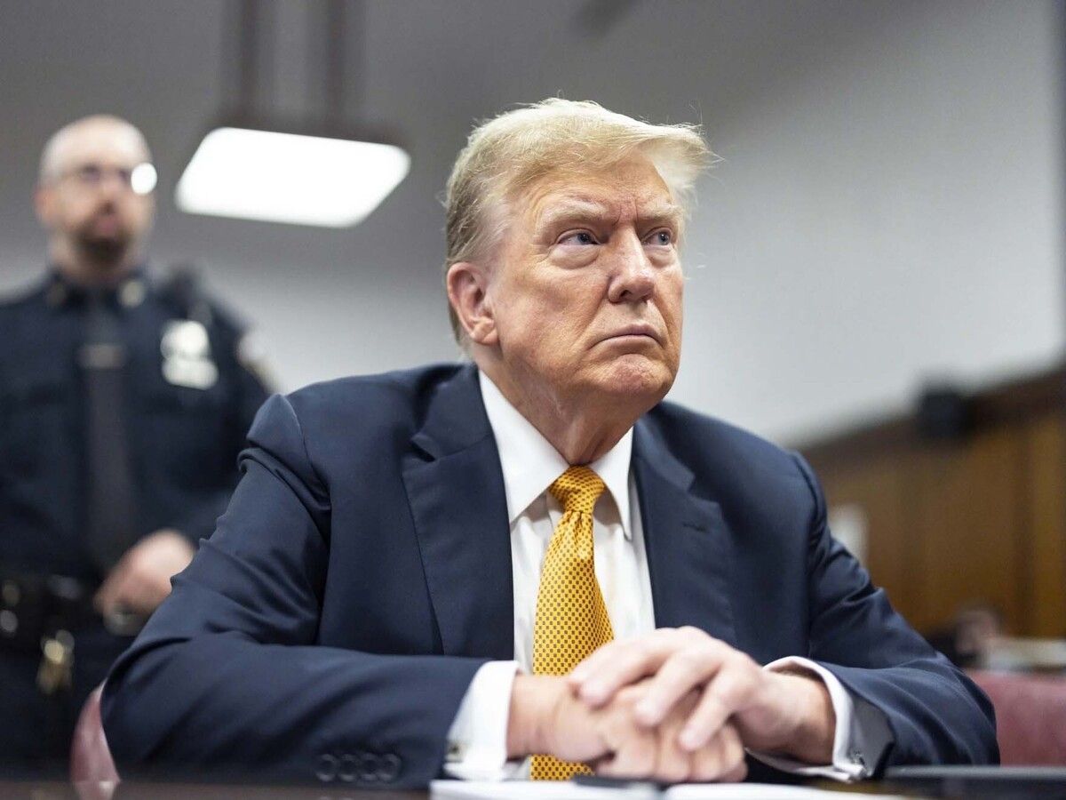 ট্রাম্পের লক্ষ্য পরিবর্তন: ইরানের বিরুদ্ধে সংঘাতের নতুন দিক