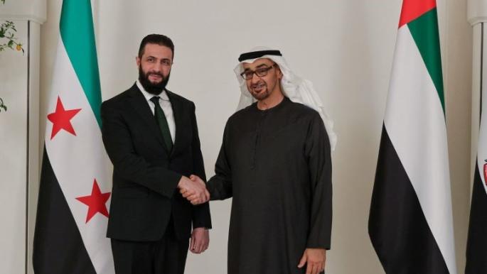 Discuter de l'escalade militaire et de la coopération arabe