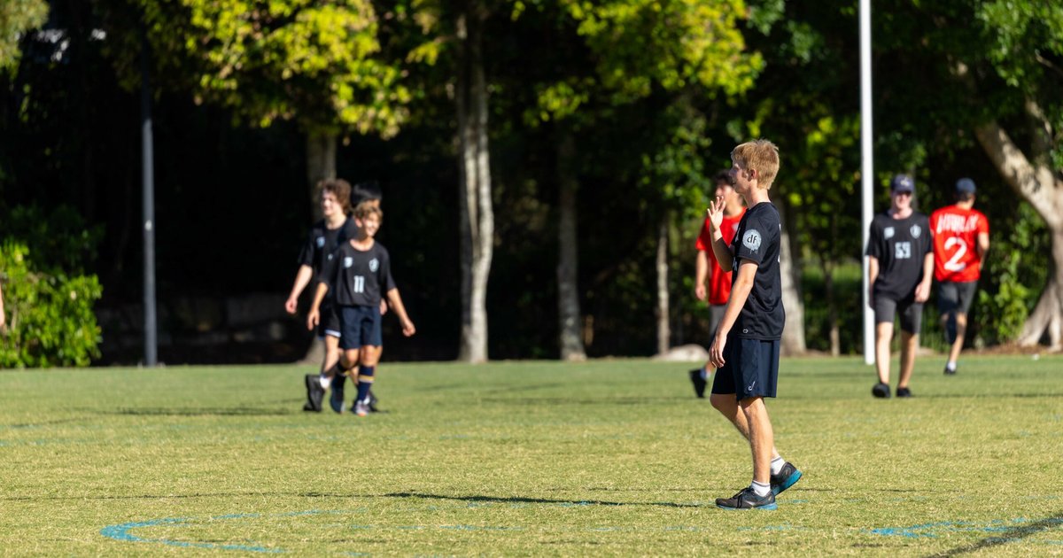 Les stars du football au match '90 minutes de bien'