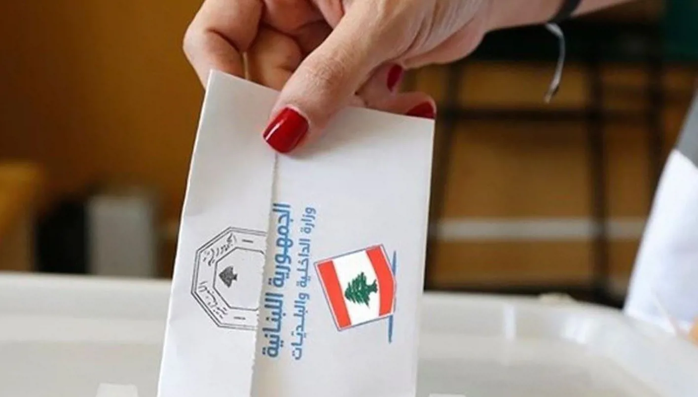 ਰੌਲਾਨ ਦੀ ਜਿੱਤ ਅਤੇ ਰਾਜਨੀਤੀ ਸਹਿਯੋਗਾਂ ਦਾ ਪ੍ਰਭਾਵ