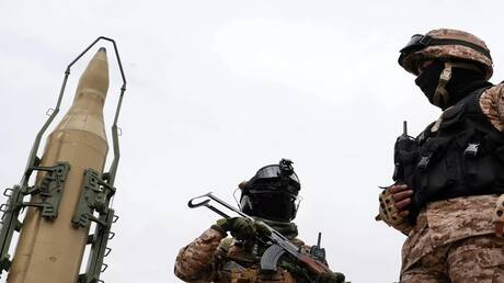 Iranische Revolutionsgarde zerstört strategische Ziele im Golf