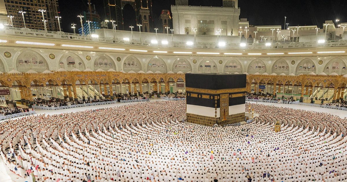 Pilgrims Continue Rituals on First Day of Tashreeq
