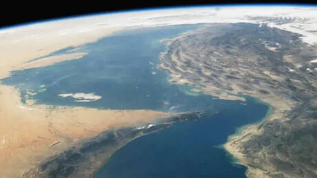 إيران تؤكد أهمية مضيق هرمز كحقيقة جيوسياسية