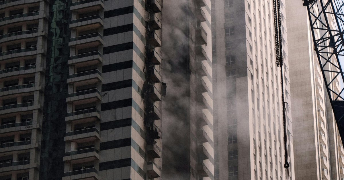 إصابة شخص في أبوظبي جراء شظايا اعتراض ناجح