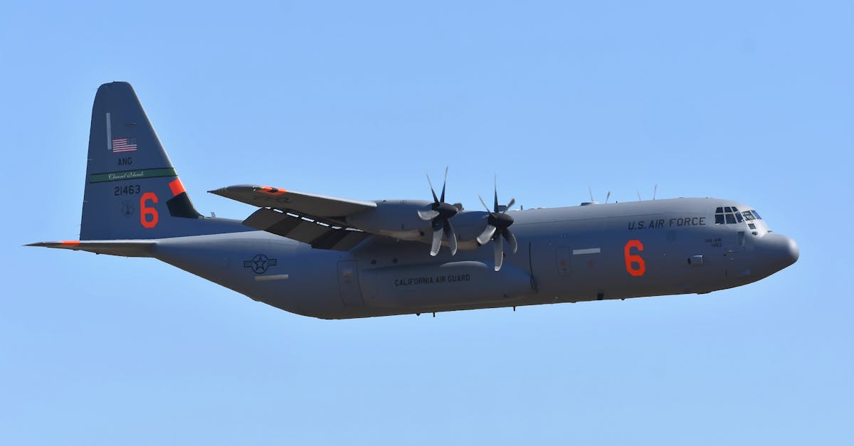 تفاصيل عملية إنقاذ طاقم أمريكي في إيران